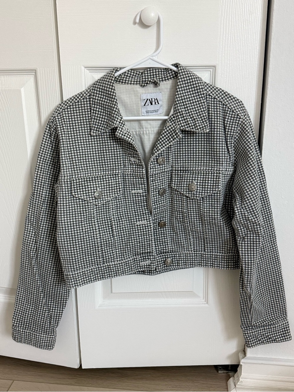 ZARA Black & White Gingham Cropped Jean Jacket